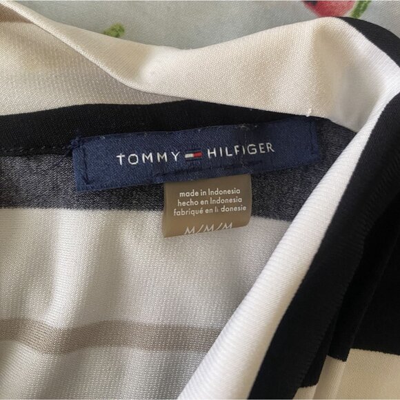 ⭐ 3/$15 Tommy Hilfiger Medium White Black Pink Tan Stripe Ruched Blouse Tank Top - Picture 7 of 9